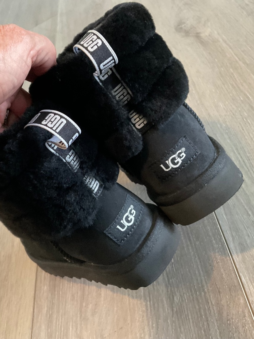 UGG Classic Mini Fluff Quilted Sheepskin Boots in Black Suede Size 7 NEW - Picture 5 of 11